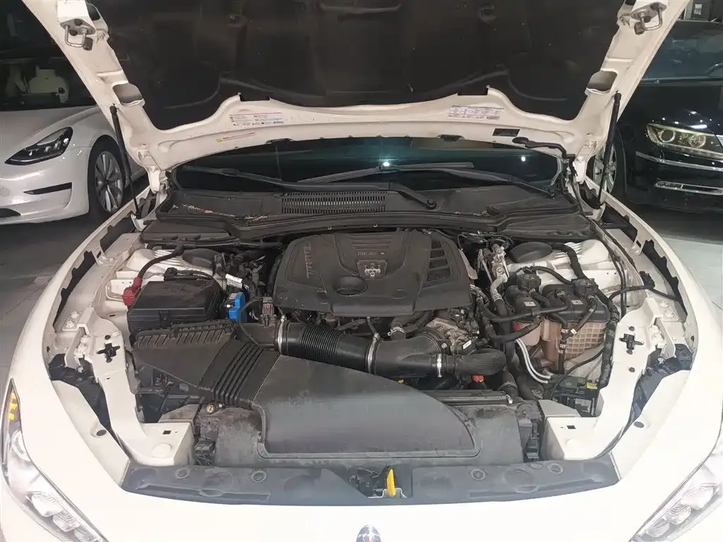 Maserati Ghibli 2021 из CN, фото 9