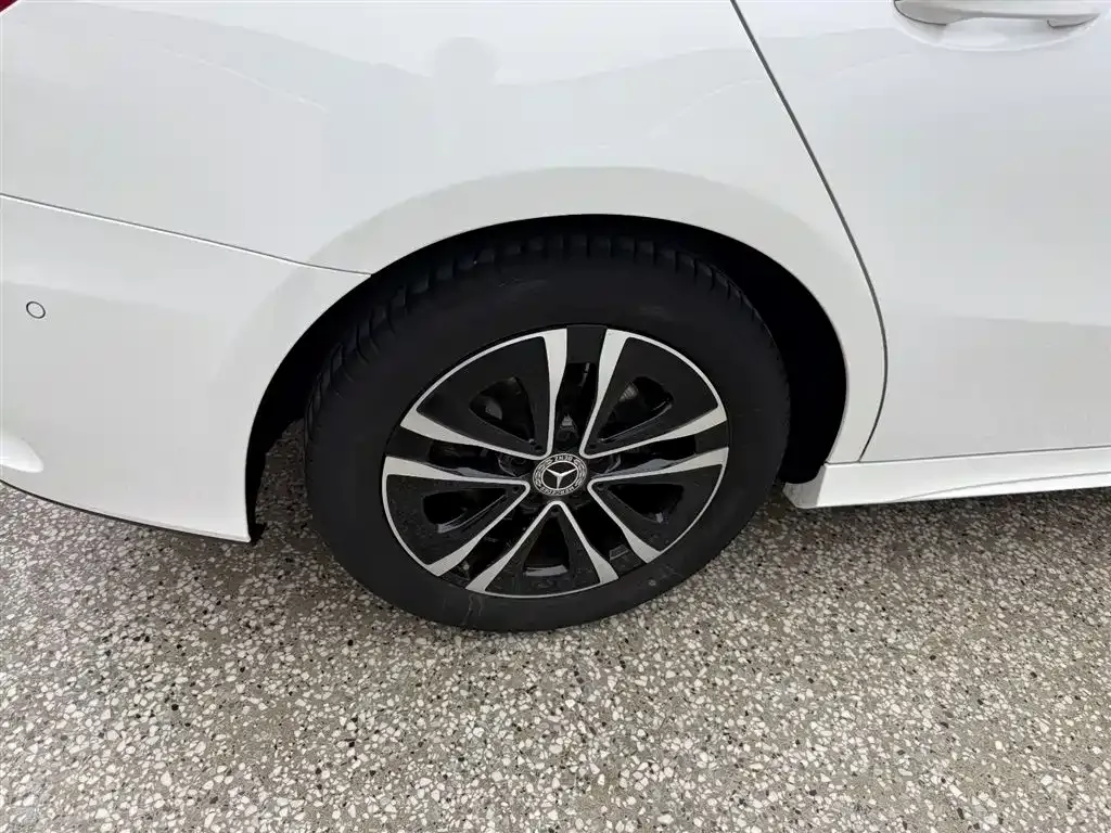 Mercedes-Benz A-Class — фото 10