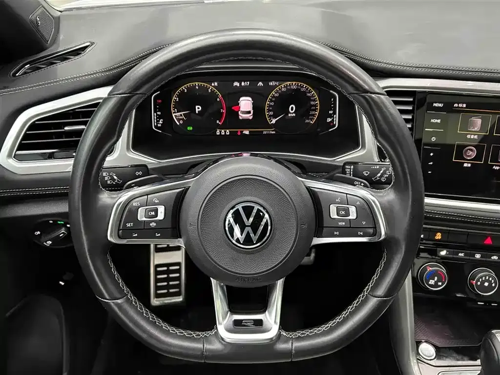 Volkswagen T-Roc — фото 4