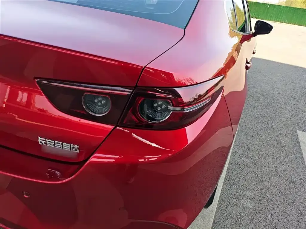 Mazda 3 Axela 2021 из CN, фото 2