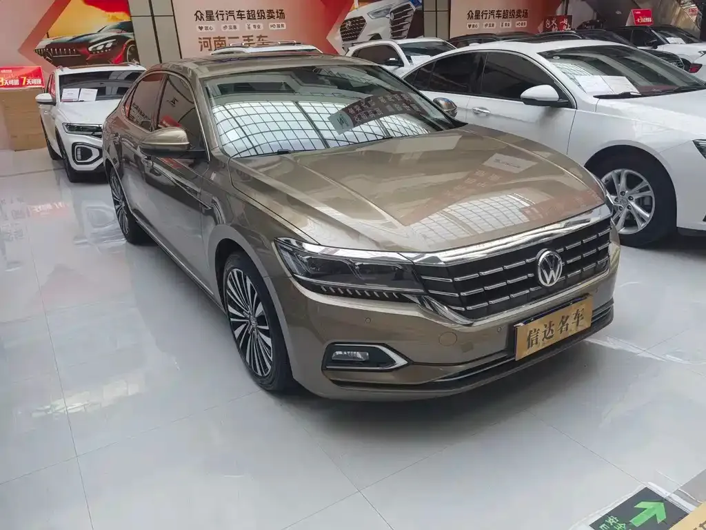 Volkswagen Passat — фото 4