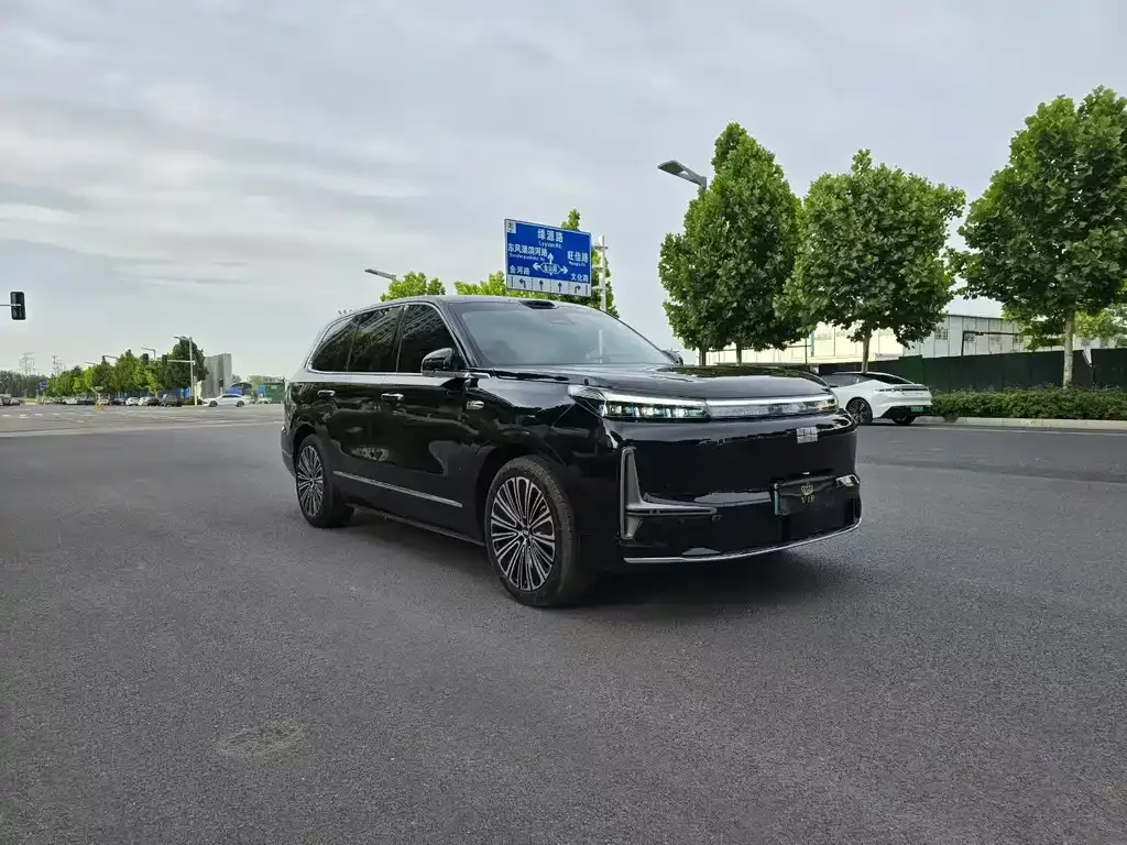 Geely Galaxy M9 — фото 2