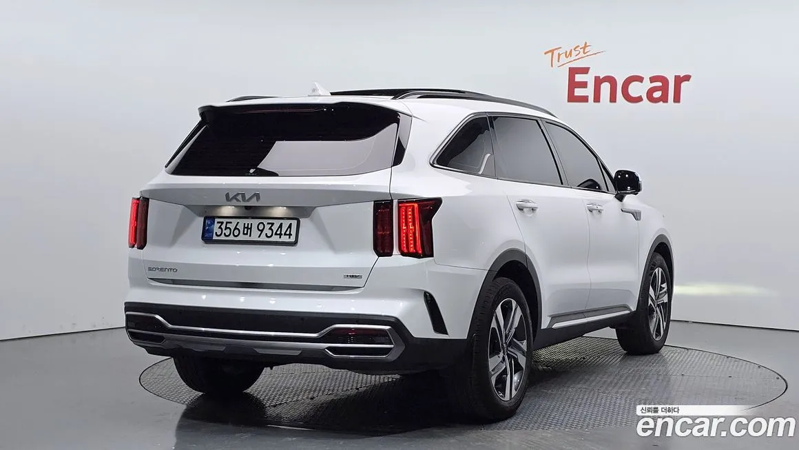 Kia Sorento — фото 5