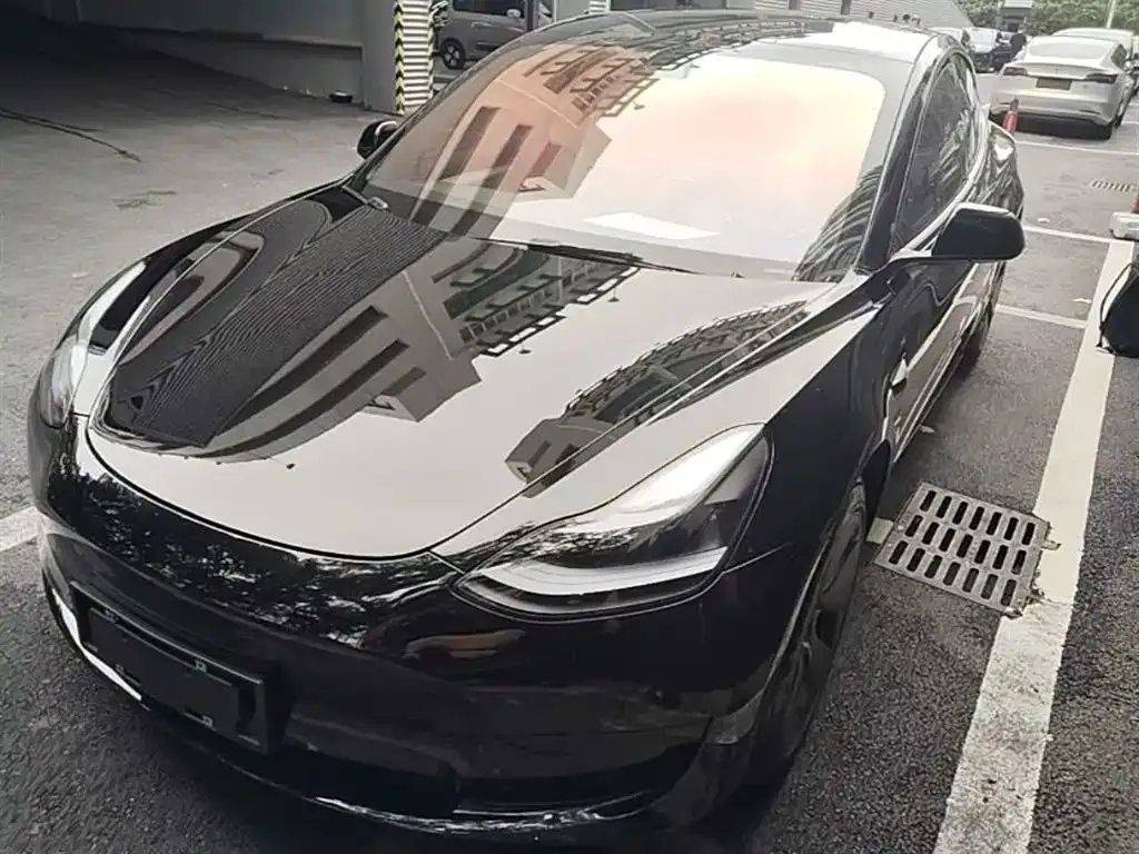 Tesla Model 3 — фото 6