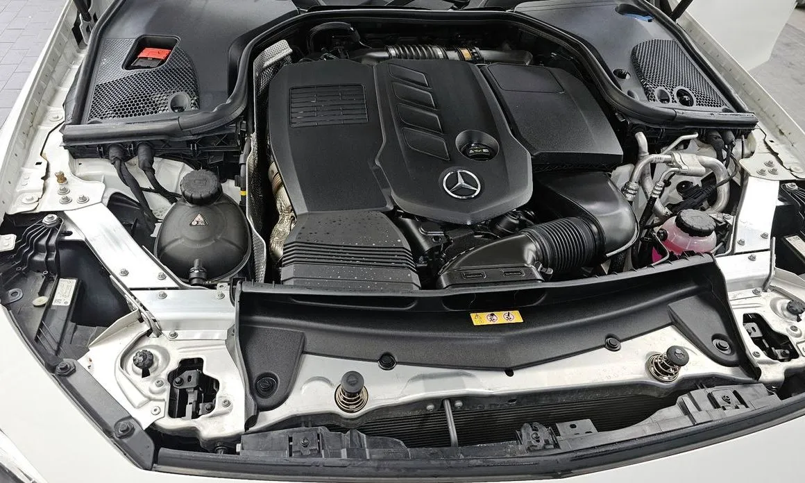 Mercedes-Benz CLS-Class — фото 10