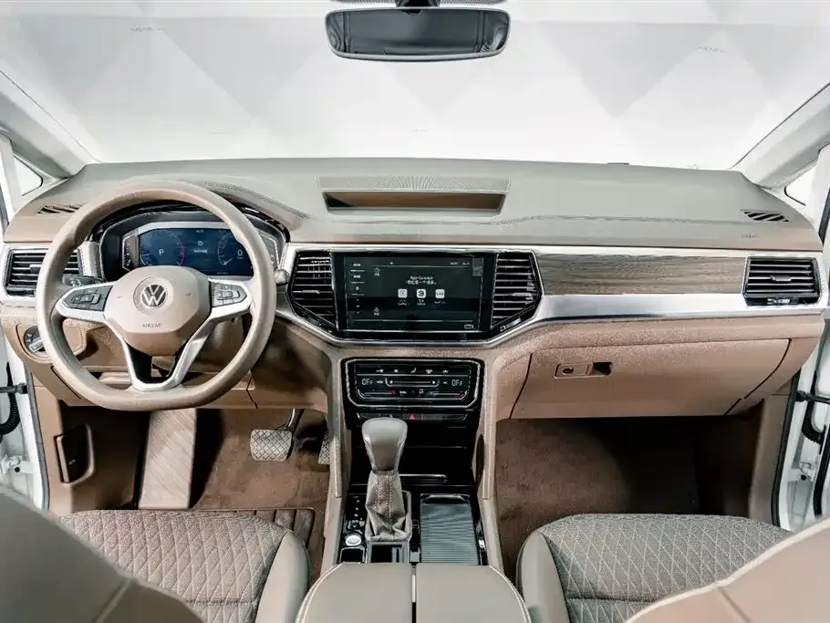 Volkswagen Viloran 2022 из CN, фото 9