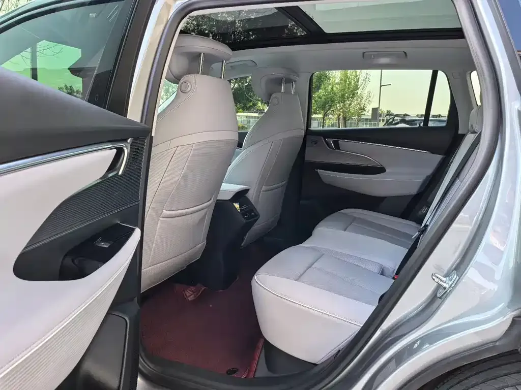 Buick E5 2023 из CN, фото 3