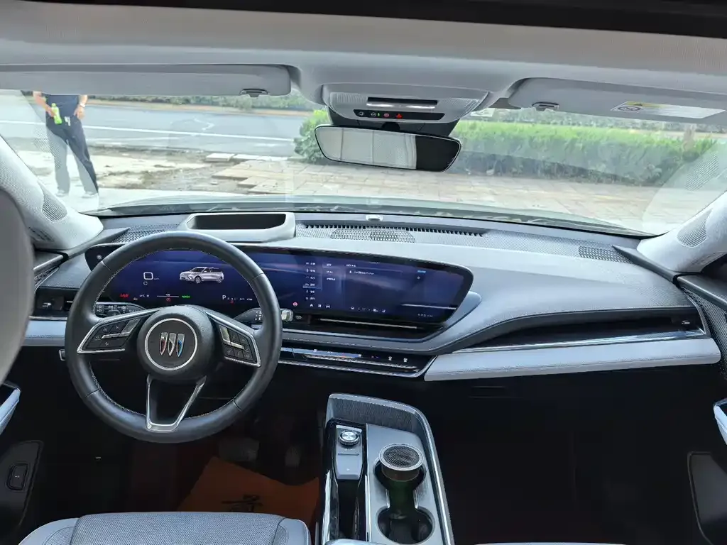 Buick E5 2023 из CN, фото 2