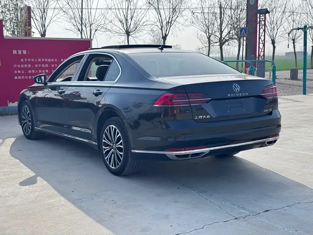 Volkswagen Phideon 2021 из CN, фото 4