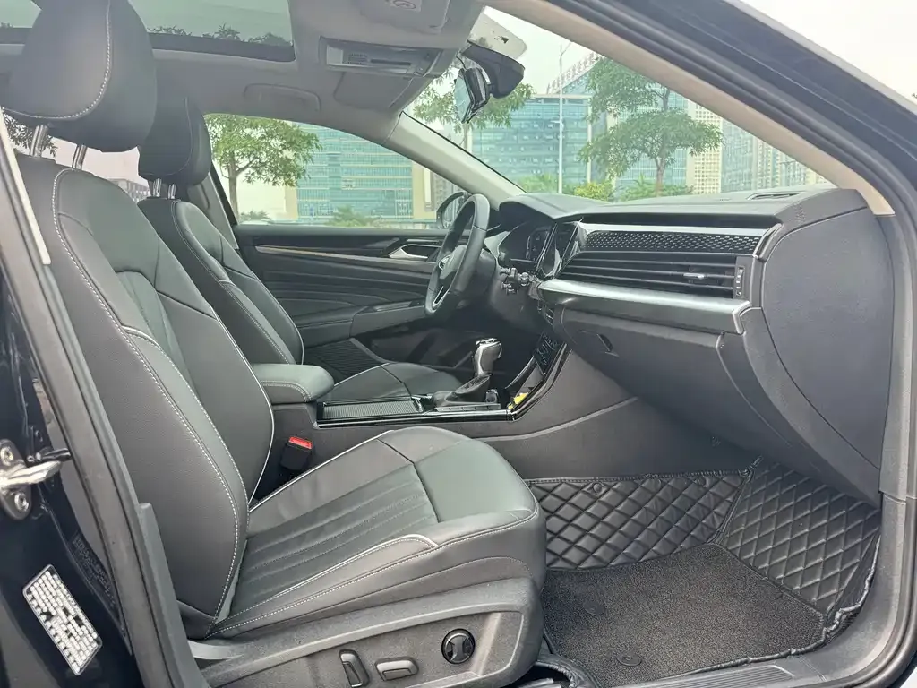 Volkswagen Passat — фото 9