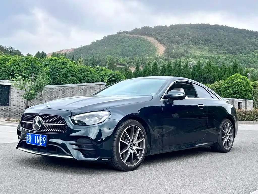 Mercedes-Benz E-Class (Import) — фото 1