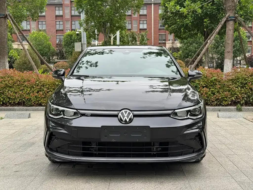 Volkswagen Golf 2022 из CN, фото 1