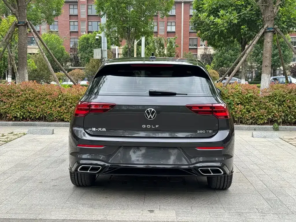 Volkswagen Golf 2022 из CN, фото 6