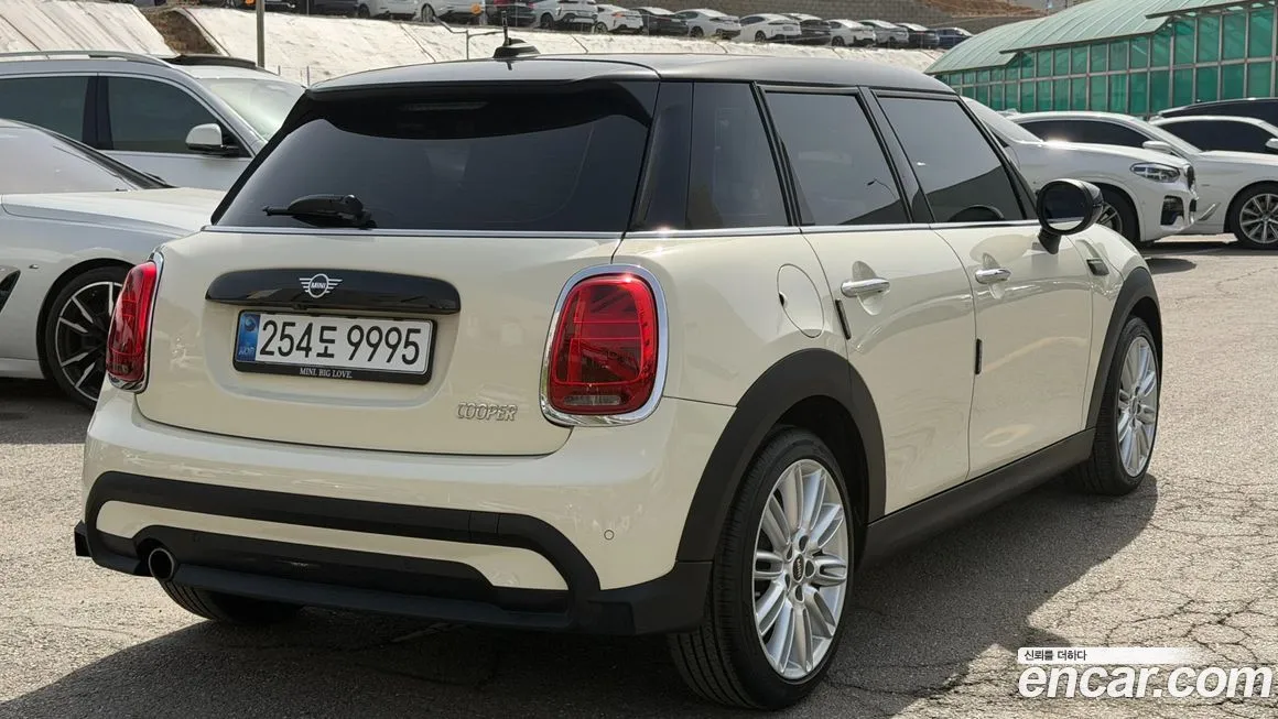 Mini Cooper 2022 из KR, фото 10
