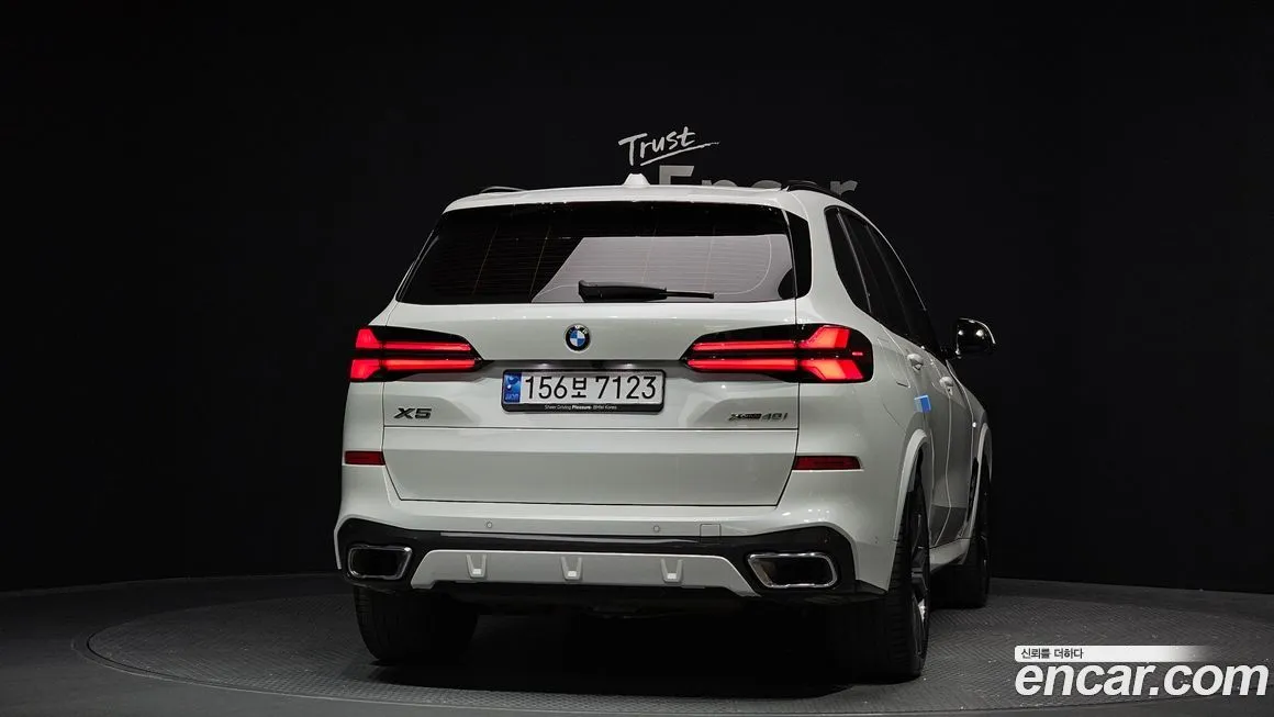 BMW X5 — фото 2
