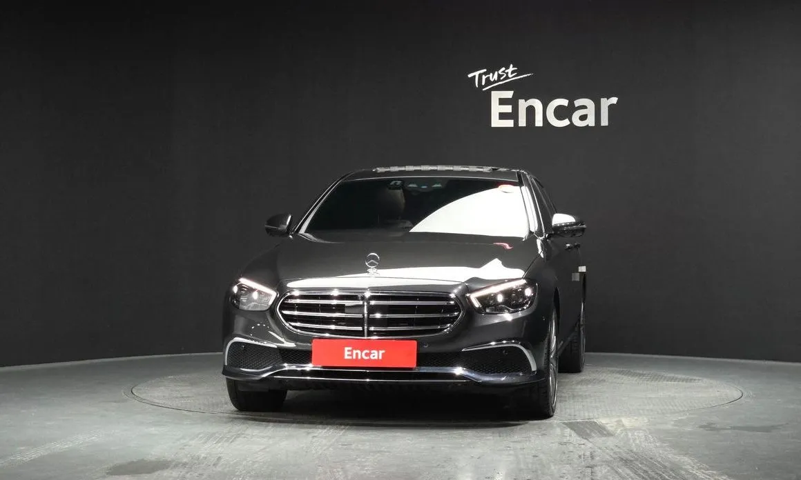 Mercedes-Benz E-Class 2023 из KR, фото 3