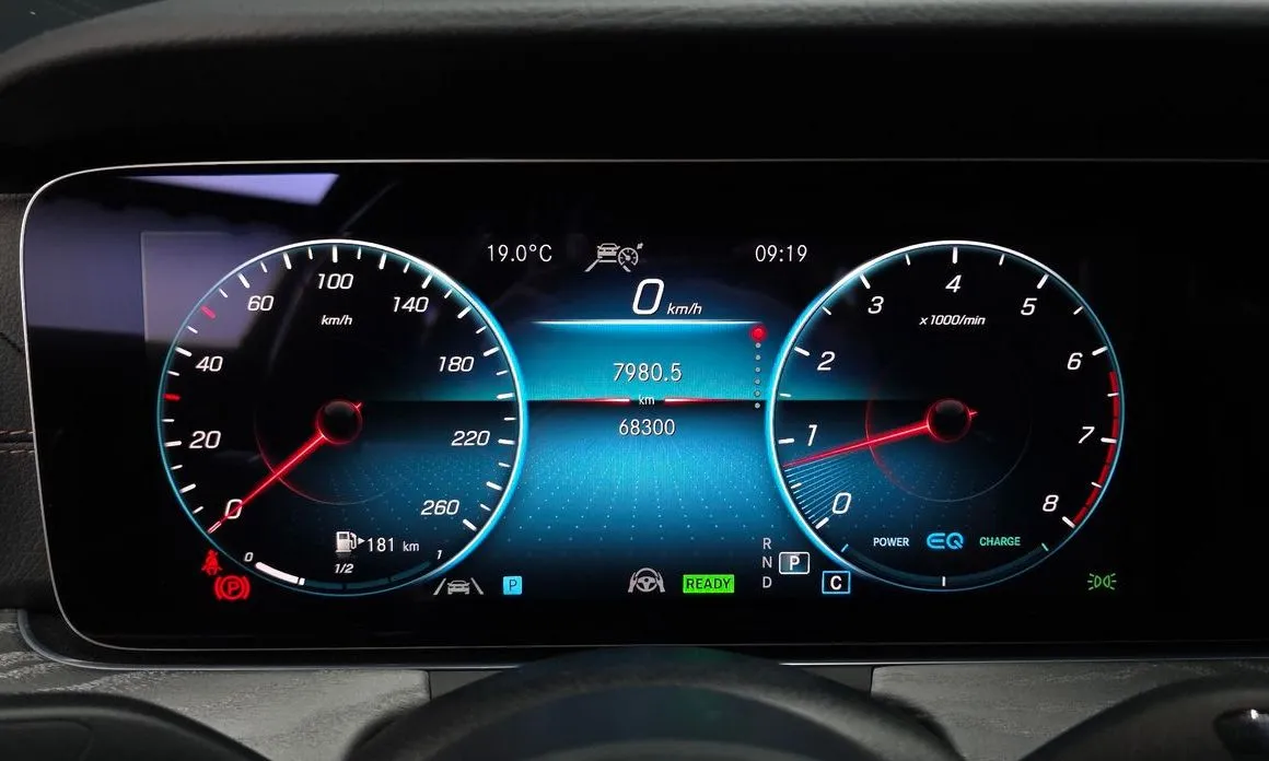 Mercedes-Benz E-Class 2023 из KR, фото 2