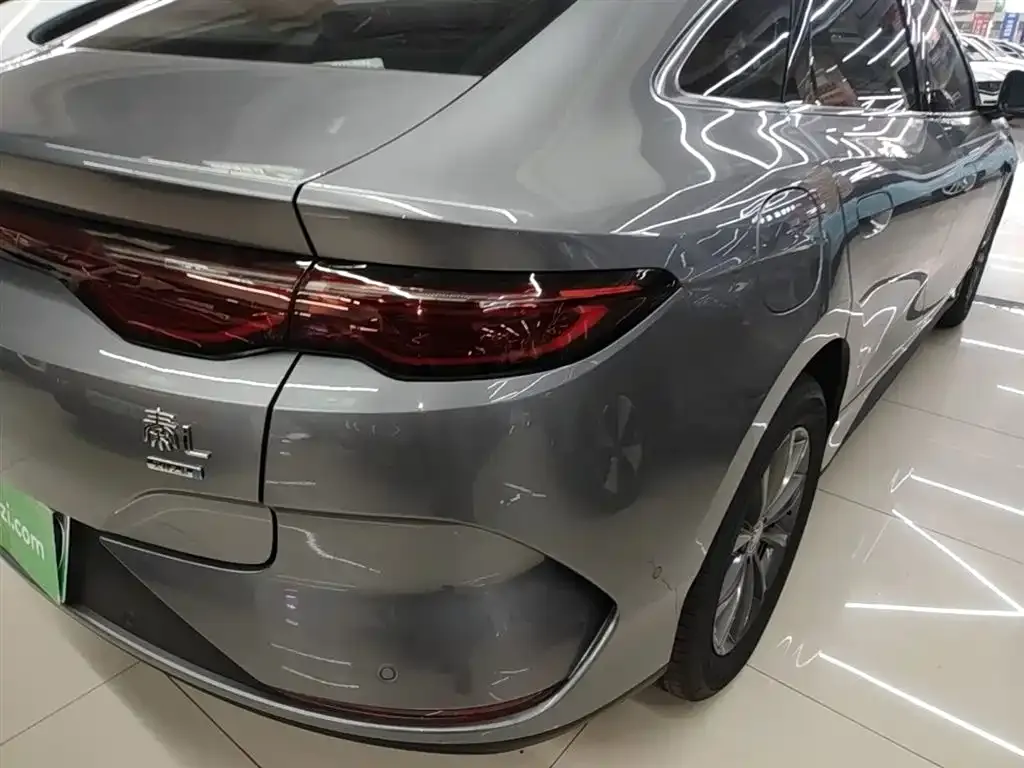 BYD Qin L 2026 из CN, фото 5