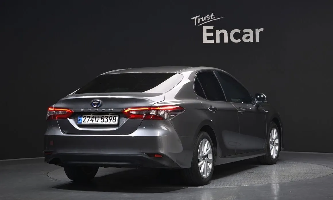 Toyota Camry 2024 из KR, фото 2