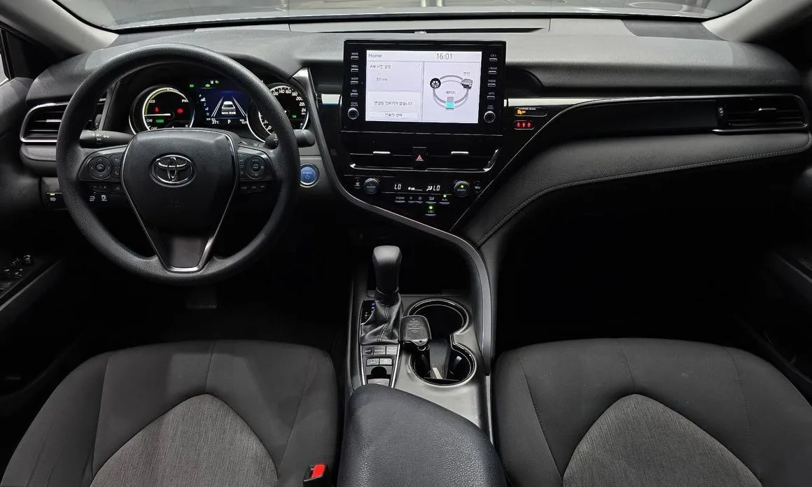 Toyota Camry 2024 из KR, фото 7
