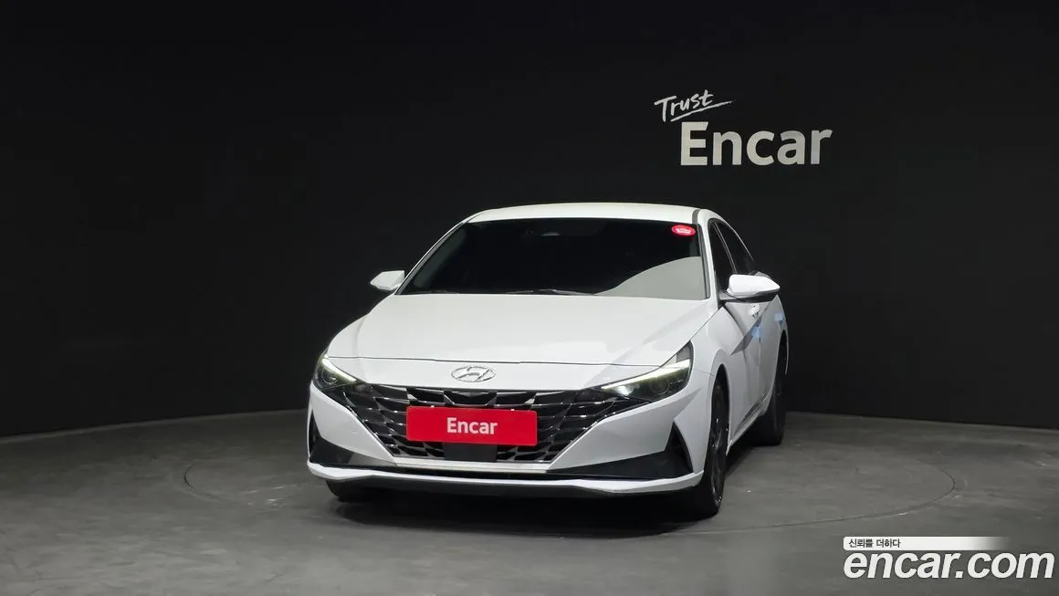 Hyundai AVANTE — фото 2