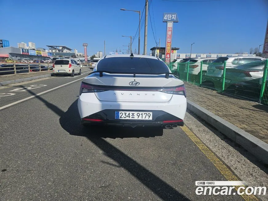 Hyundai AVANTE — фото 8