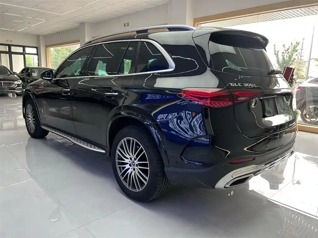 Mercedes-Benz GLC 2024 из CN, фото 4