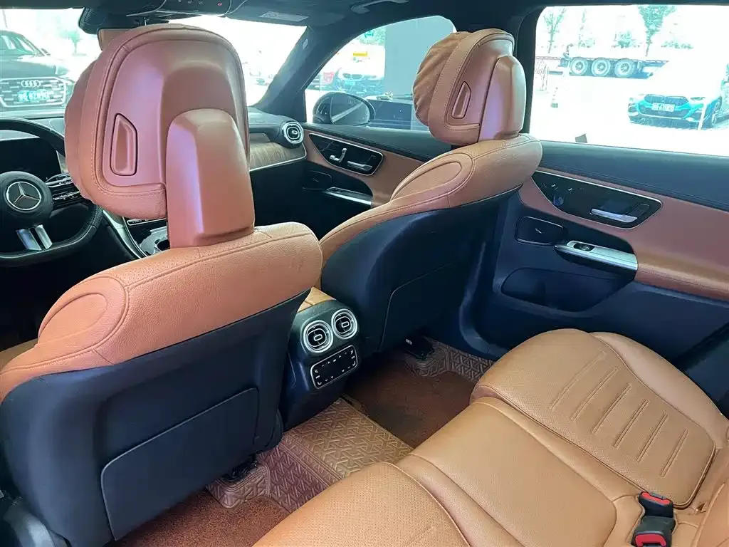 Mercedes-Benz GLC 2024 из CN, фото 7