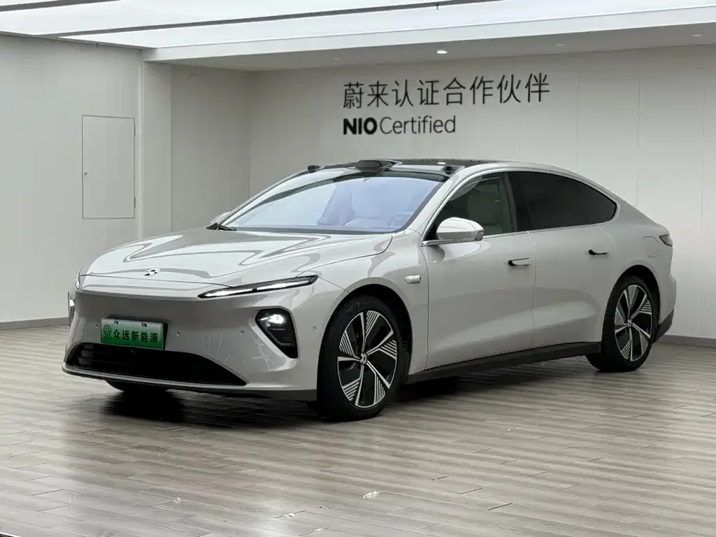 NIO ET7