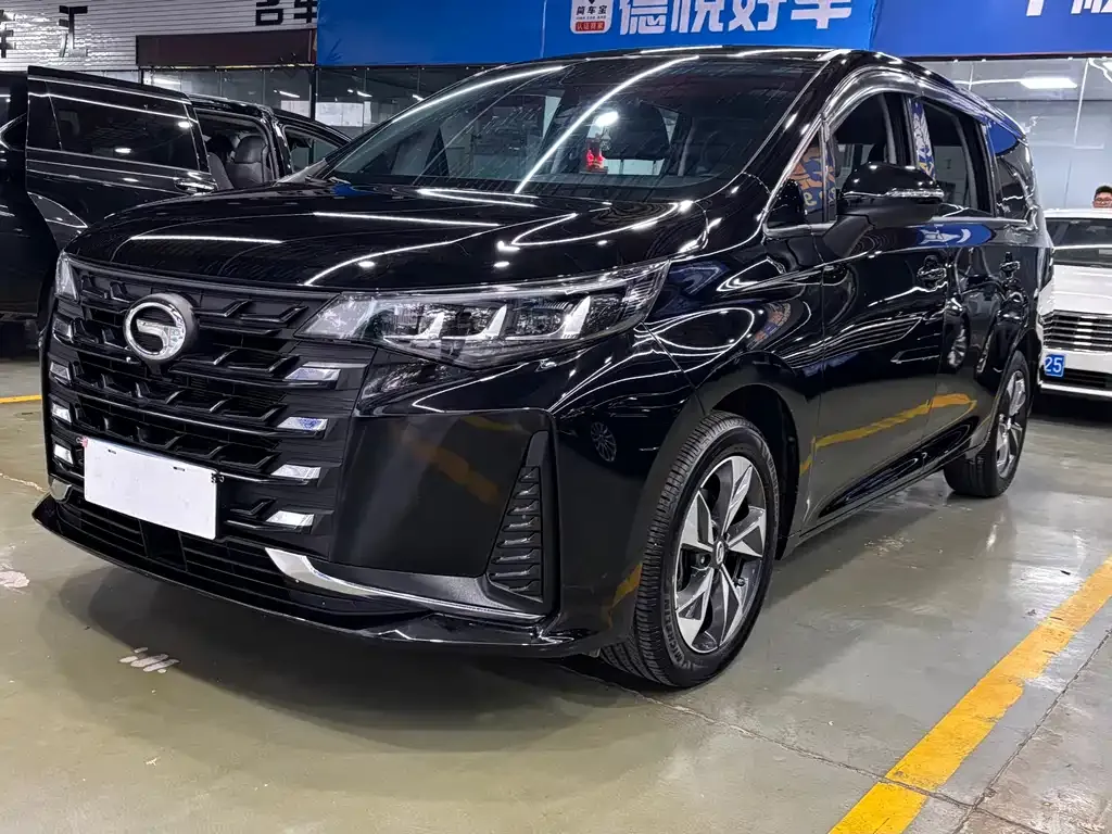 GAC Motor Trumpchi M6 — фото 1