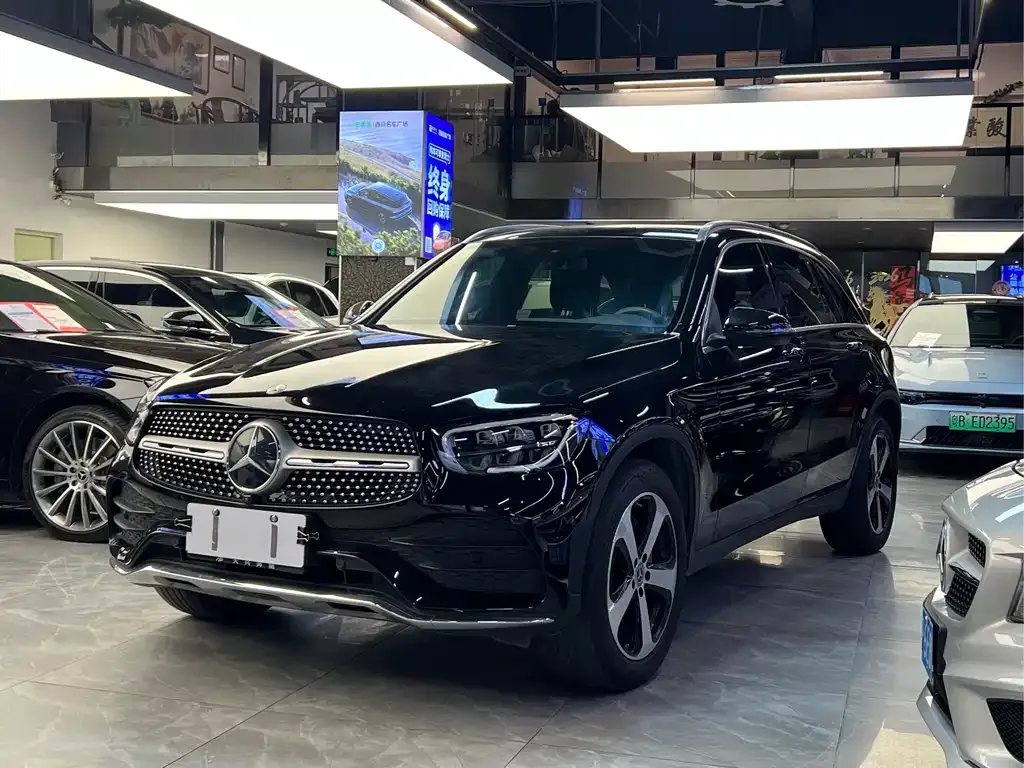 Mercedes-Benz GLC — фото 1