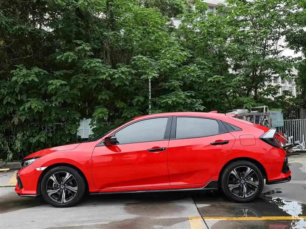 Honda Civic — фото 10