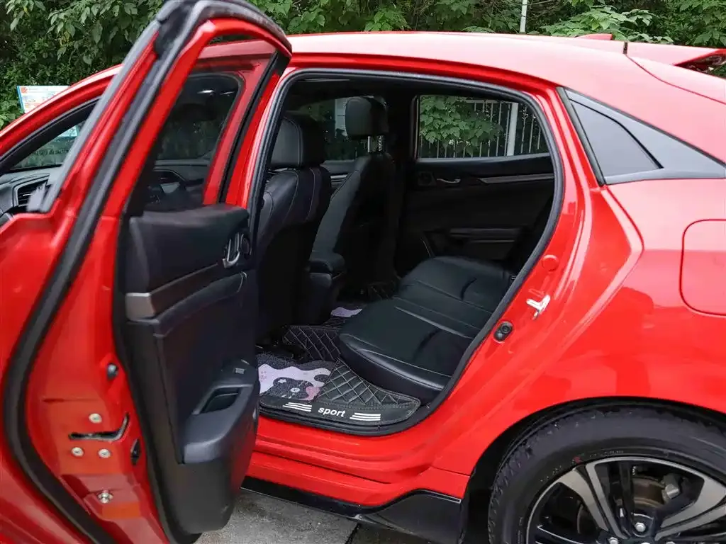 Honda Civic — фото 7