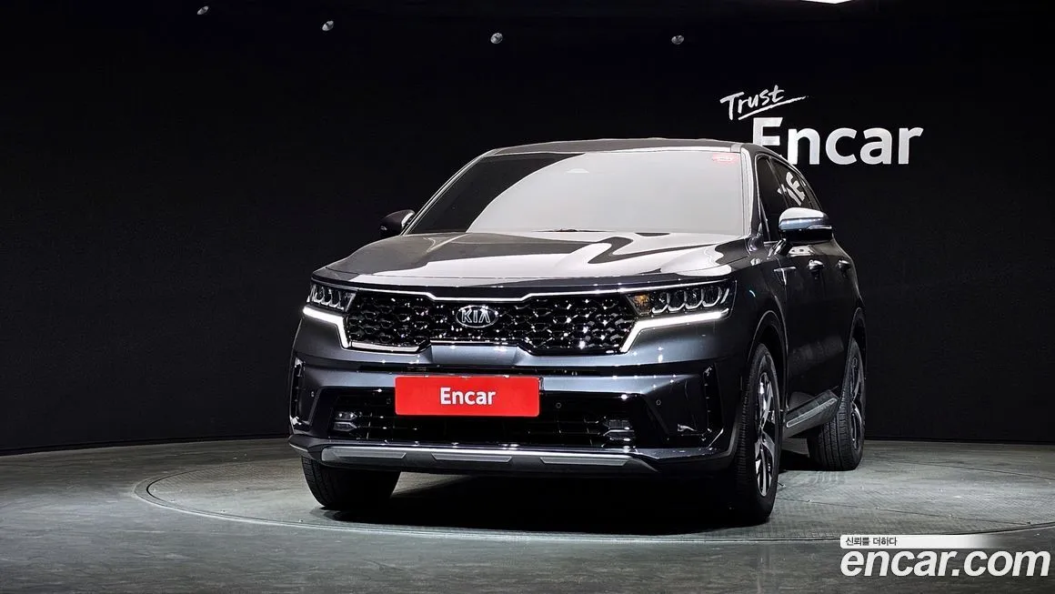 Kia Sorento — фото 10