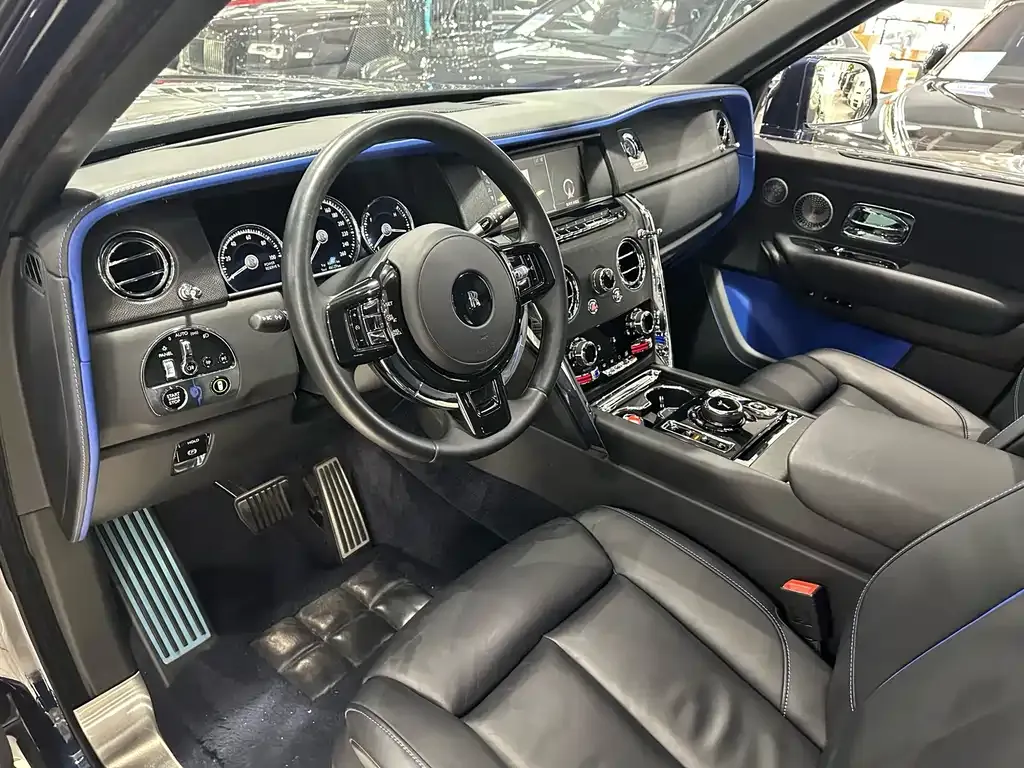 Rolls-Royce Cullinan 2021 из CN, фото 6