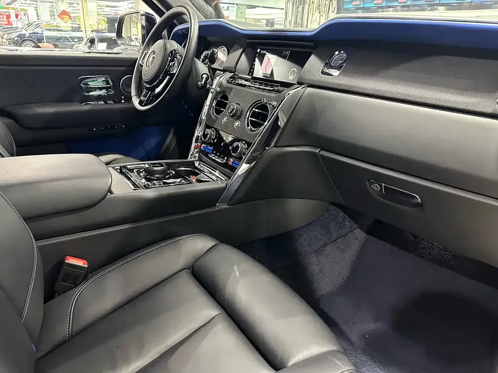 Rolls-Royce Cullinan 2021 из CN, фото 9
