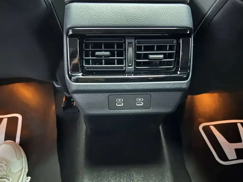 Honda Accord 2023 из CN, фото 9