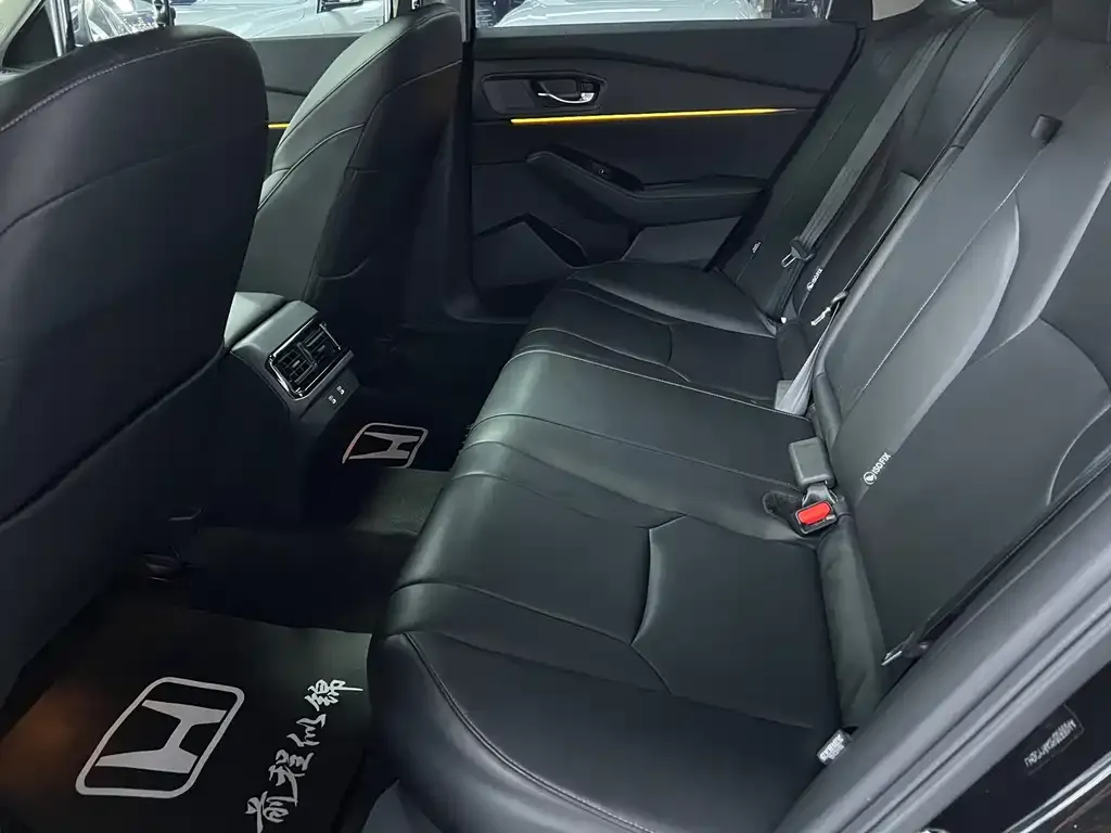 Honda Accord 2023 из CN, фото 8