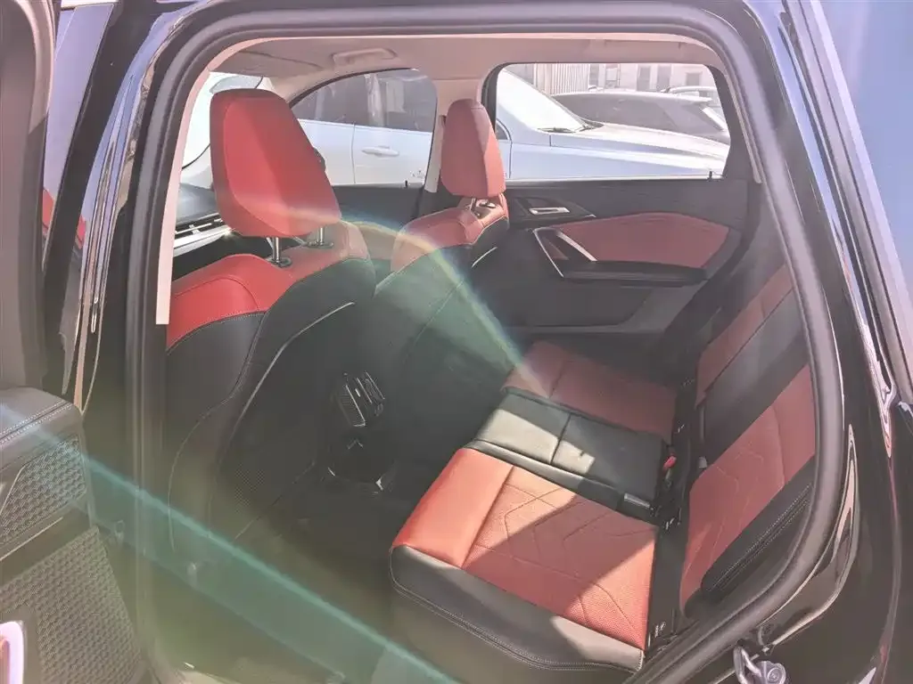 BMW X1 — фото 5