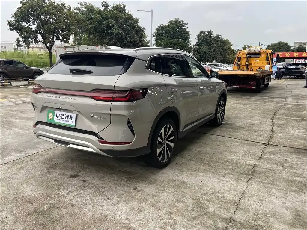 BYD PLUS New Energy — фото 8