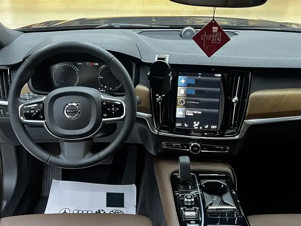 Volvo S90 PHEV 2021 из CN, фото 5