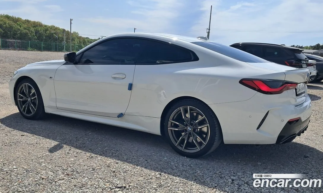 BMW 4-Series 2024 из KR, фото 5