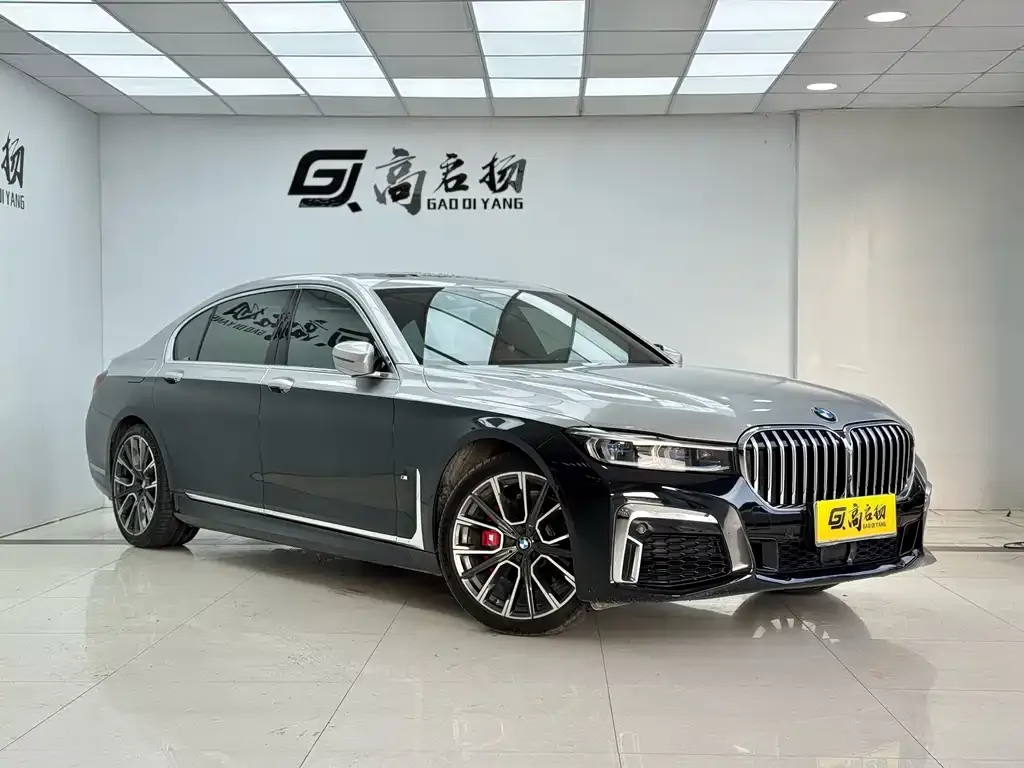 BMW 7 Series 2022 из CN, фото 2