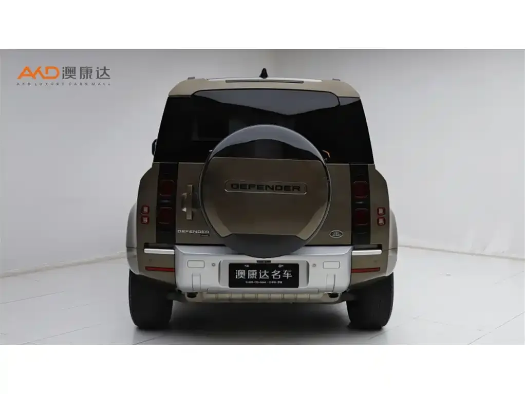Land Rover Defender — фото 10