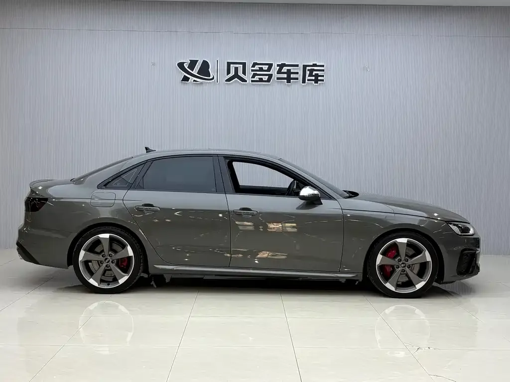 Audi S4 2023 из CN, фото 2