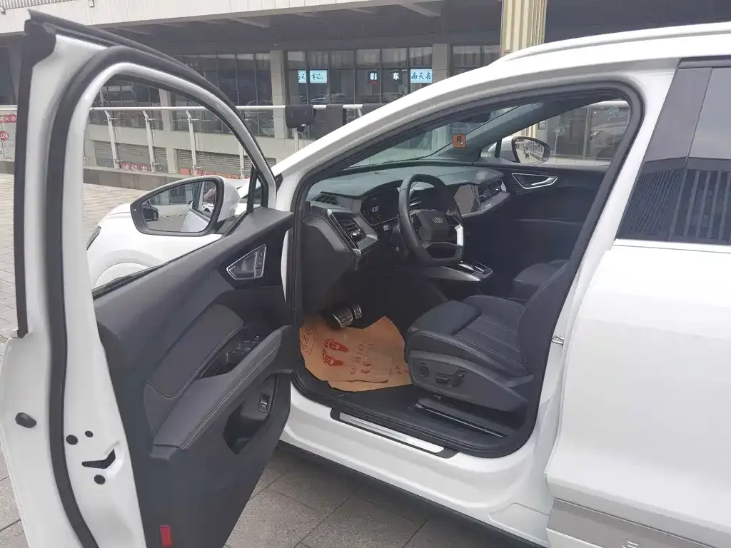 Audi Q4 e-tron 2023 из CN, фото 7