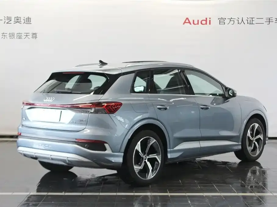 Audi Q4 e-tron — фото 5