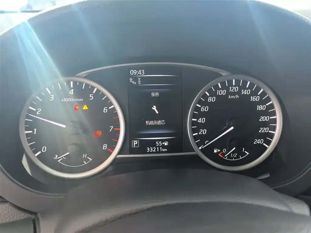 Nissan Tiida 2023 из CN, фото 7