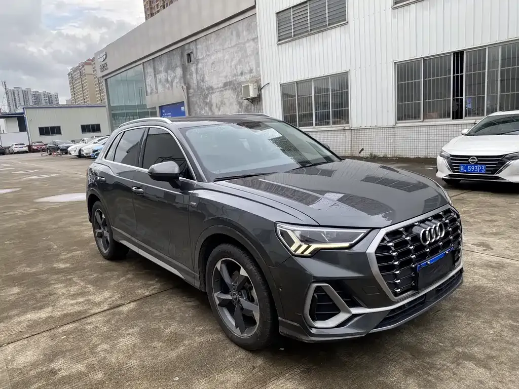 Audi Q3 2021 из CN, фото 7