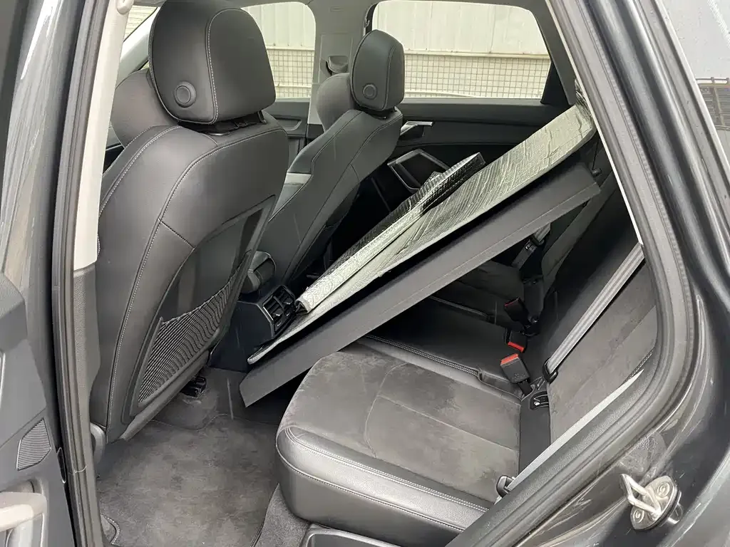 Audi Q3 2021 из CN, фото 2